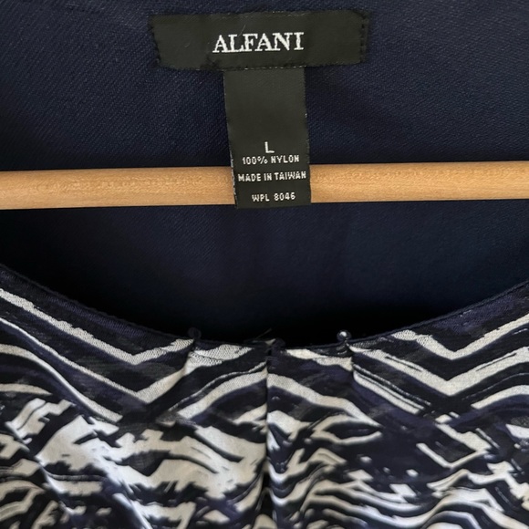 Alfani Blouse - Picture 2 of 5